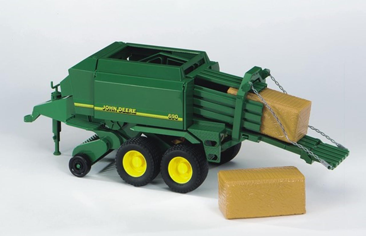 Bruder Spielzeug | Miniaturfahrzeuge - John Deere Ballenpresse (02017)