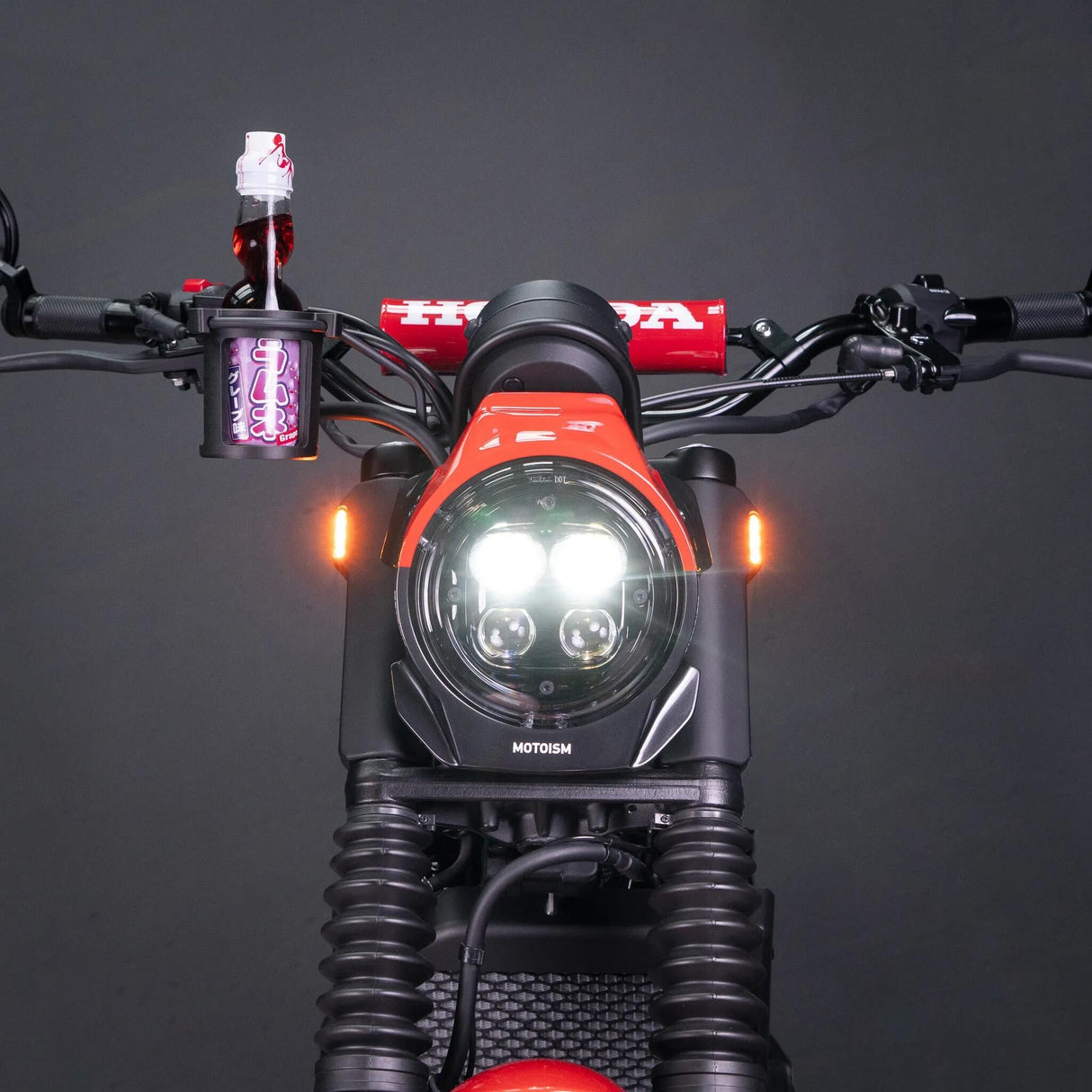 Motoism-Scheinwerfermaske der Nightcrawler. Scheinwerfermaske mi Honda CL500
