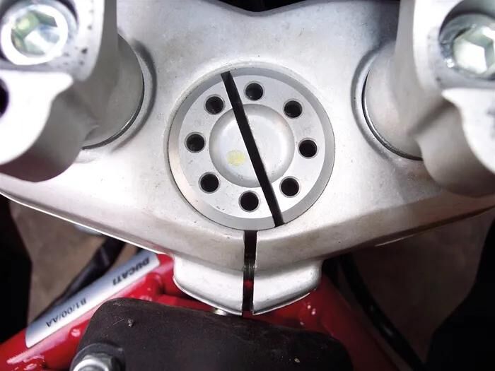 Bikeservice Kronenschlüssel-Schlüsselmutter BST 27mm 4-polig