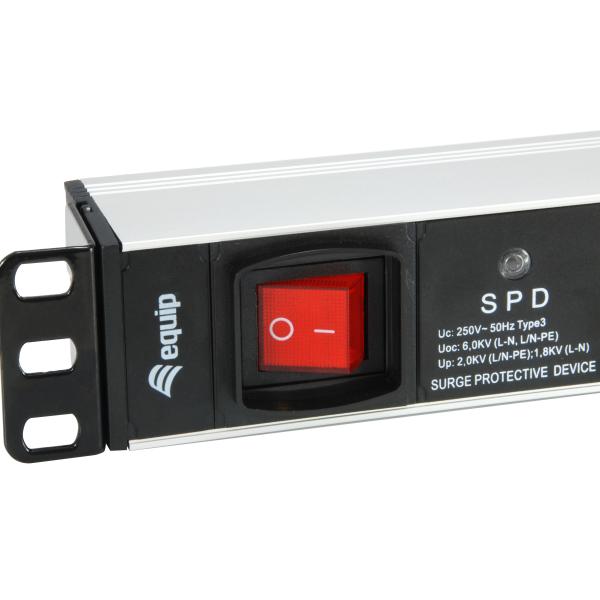 Equip 333309 Deutsche Stromverteilereinheit mit 7 Ausgängen, Überspannungsschutz + Schalter, Typ F, 1,5 mm²