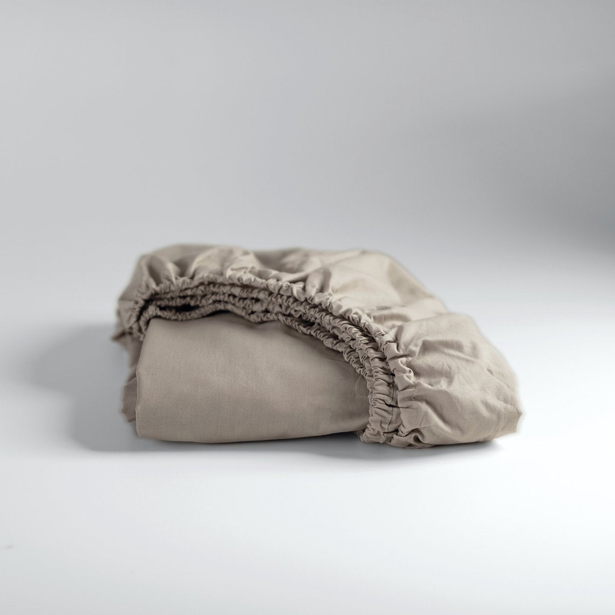 Cinderella - weekend - hoeslaken - tot 25 cm matrashoogte - 80x210 cm - taupe