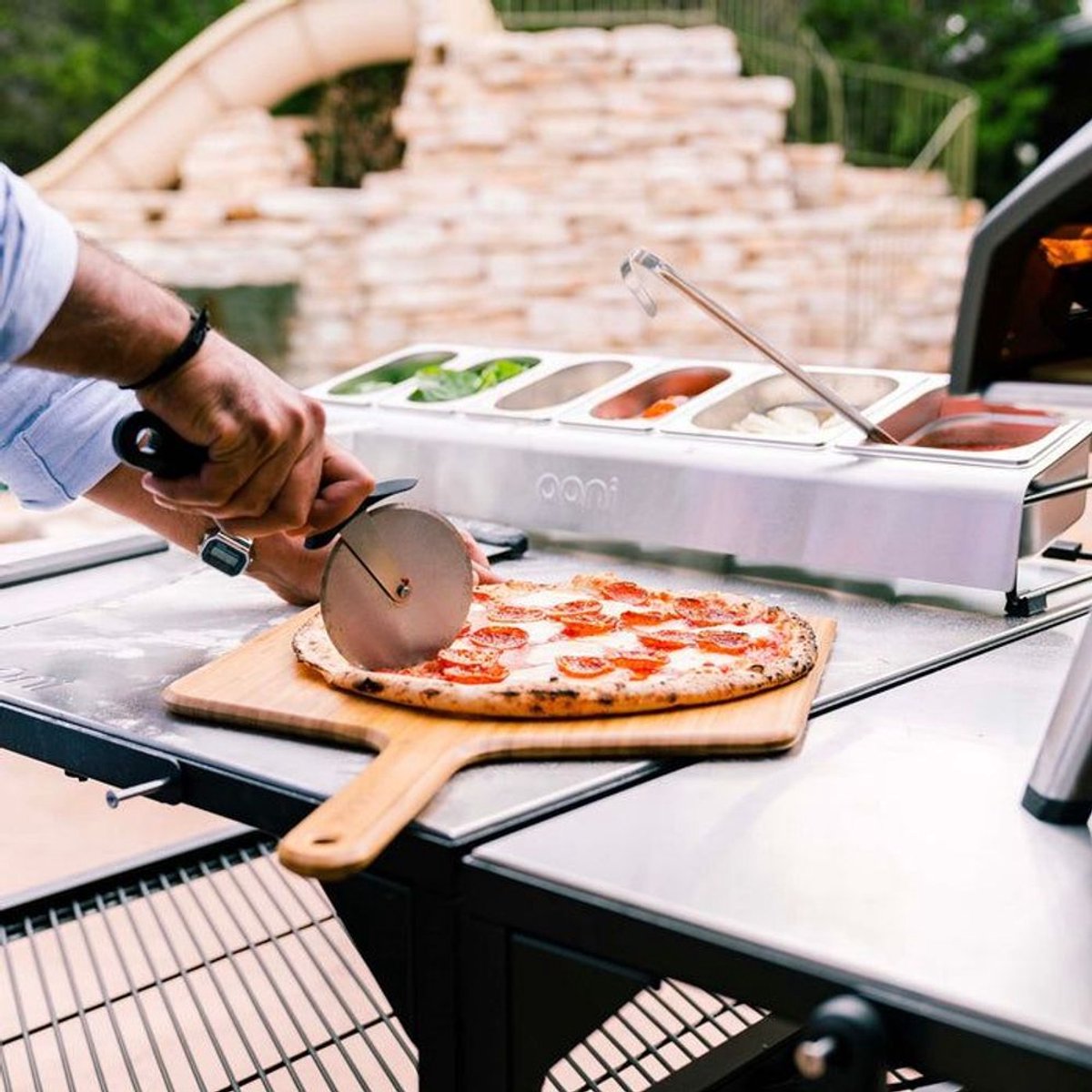 Ooni professionelles Pizzaschneiderrad