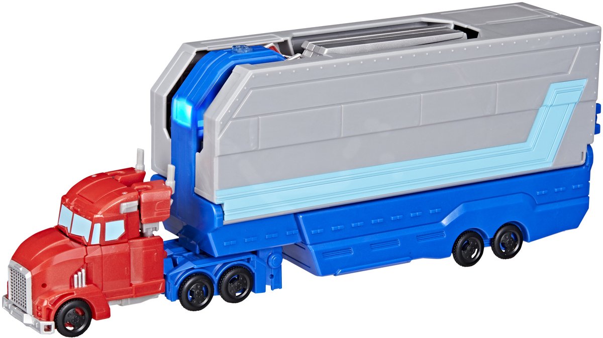 Transformers Earthspark Optimus Prime Battle Trailer