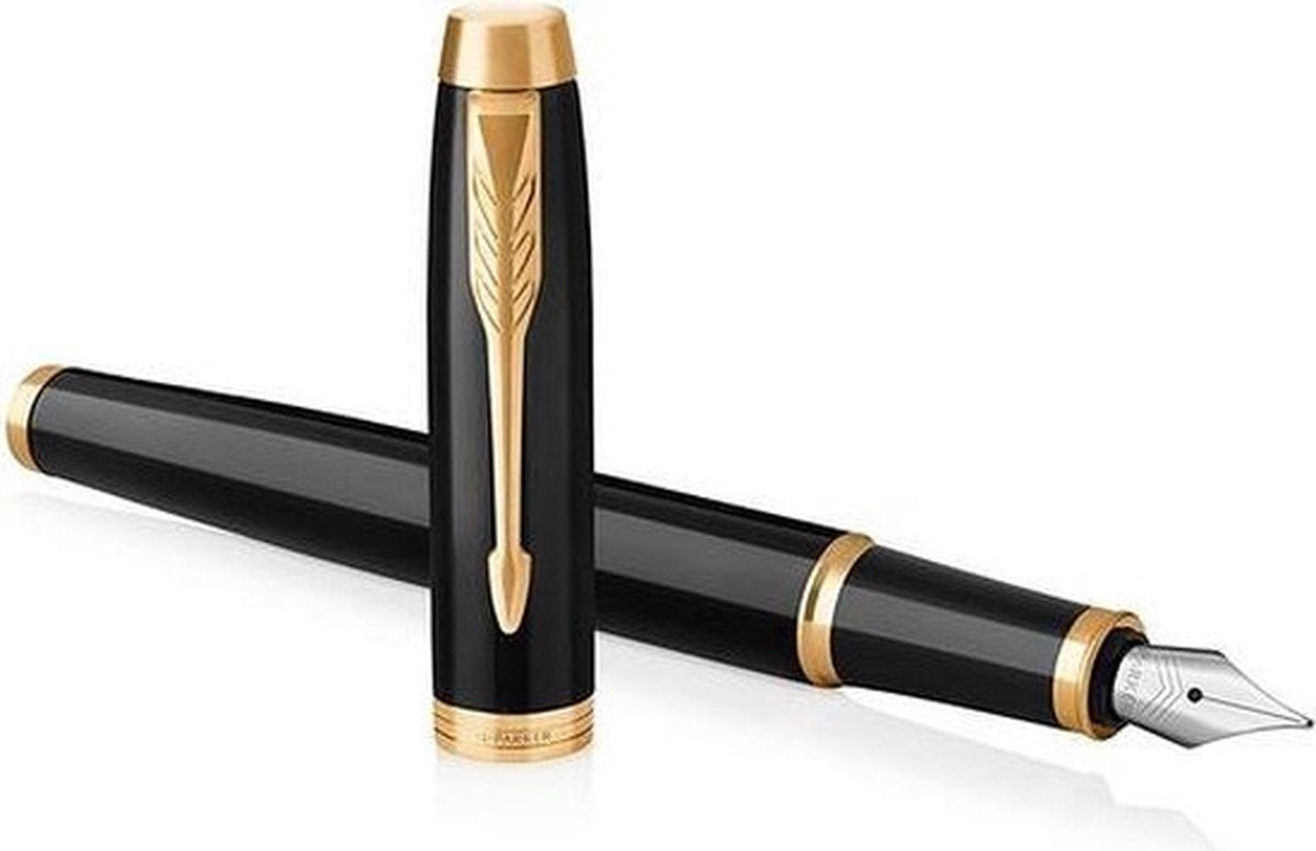 Parker IM Füllfederhalter – mittlere Spitze – blaue Tinte – schwarzer Lack mit Goldfinish – inkl. Geschenkbox