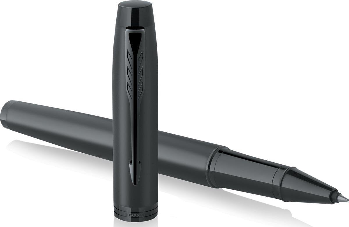 Parker im Tintenroller | mattschwarz mit schwarzem Finish | feine Spitze mit schwarzer Tinte | Geschenkverpackung