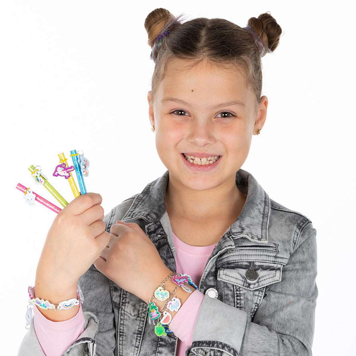 Herstellung von Totum-Charm-Armbändern