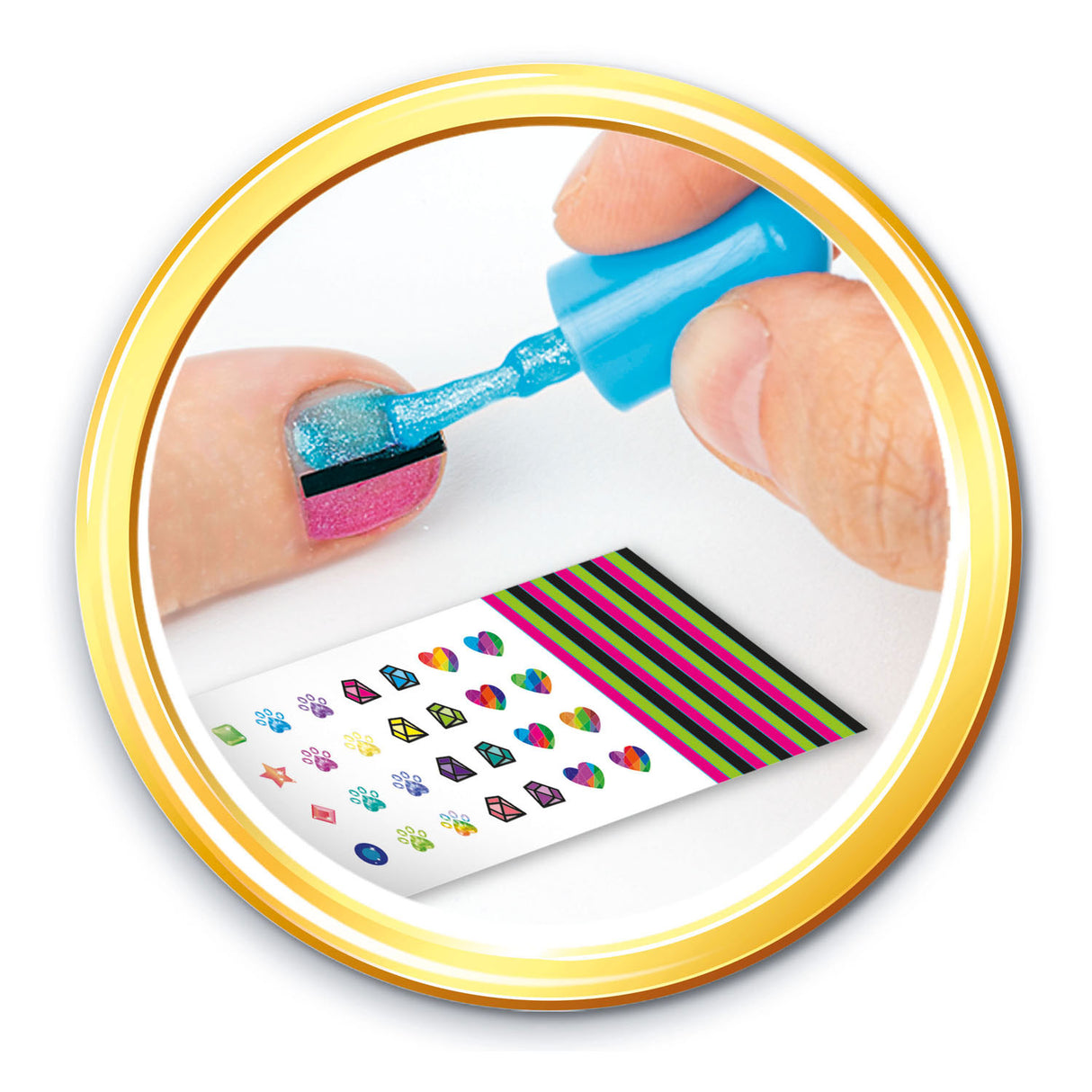 Clementoni Crazy Chic – Nagelstudio für Kinder – Kindernagellack mit Stickern, Glitzer und Nageltrockner – ab 6 Jahren