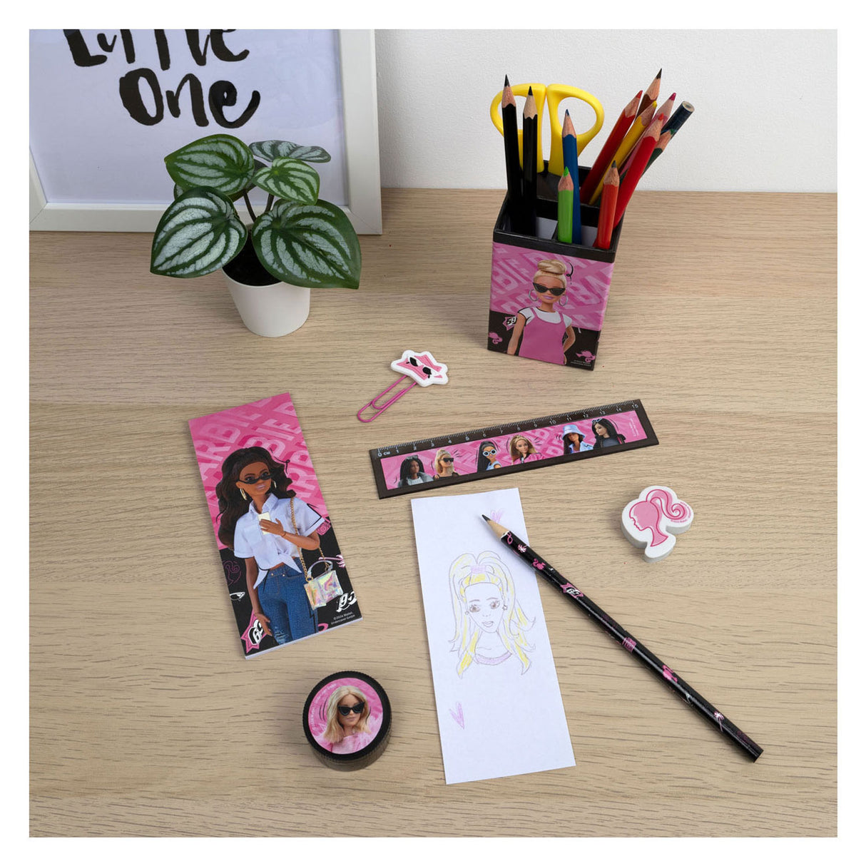 Undercover Desk Set Barbie, 6dlg.