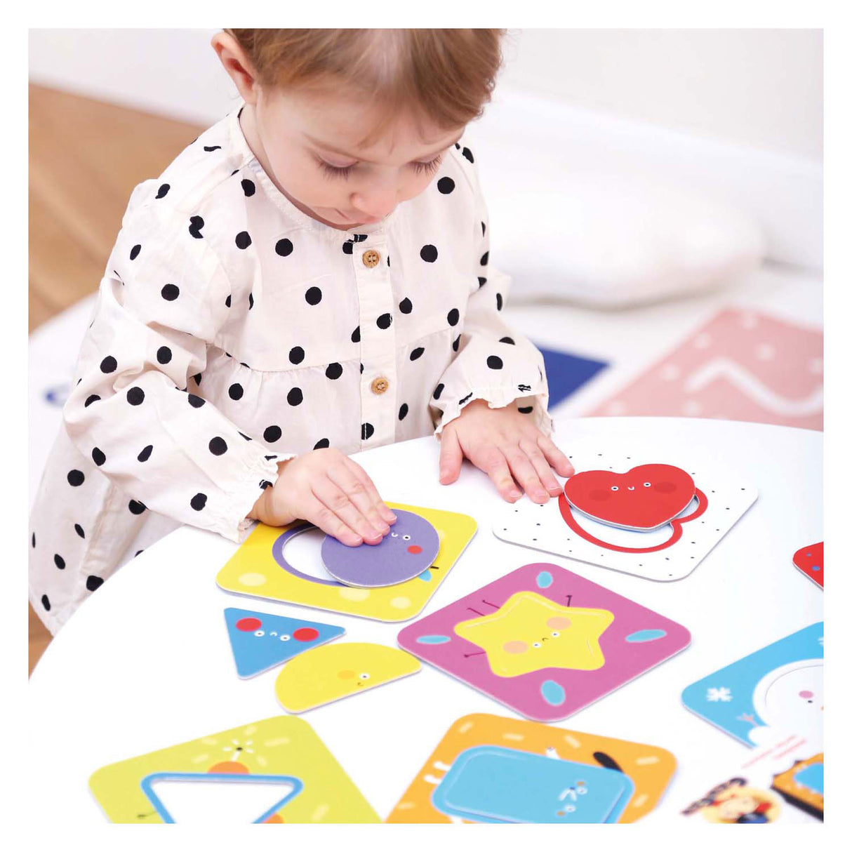 Bananenpanda – Puzzle für unterwegs, Formen entdecken – 16 Teile.