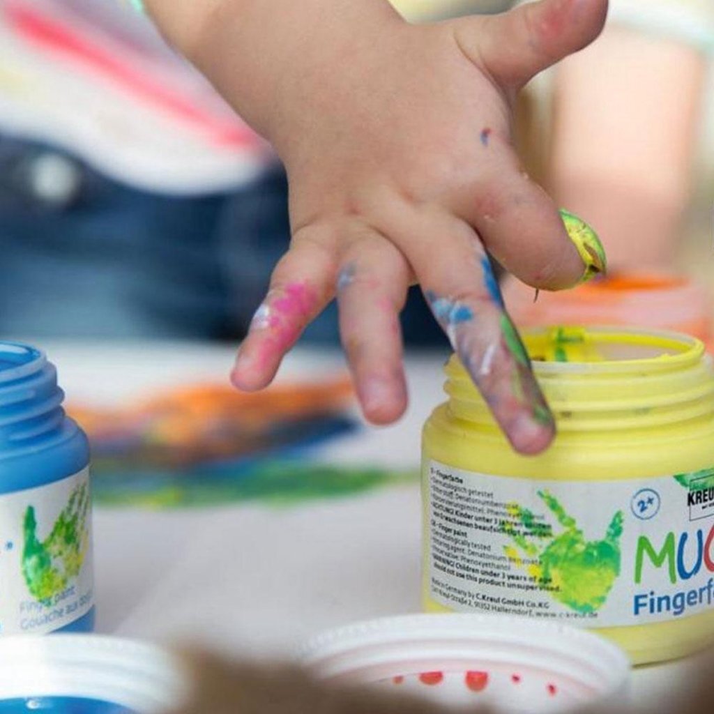 Kreul https: www.cchobby.nl mucki-fingerpaint-various-colors-6x150-ml-1-box