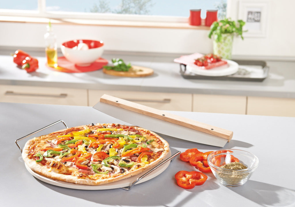 Leifheit 3159 Pizzastein rund mit Messer