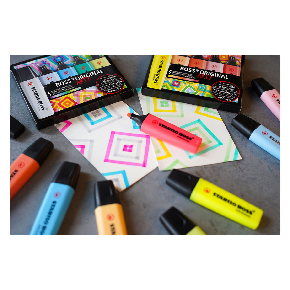 Stabilo Boss Original Textmarker-Schreibtischset – Arty 23-teilig – 9 Standard- und 14 Pastellfarben