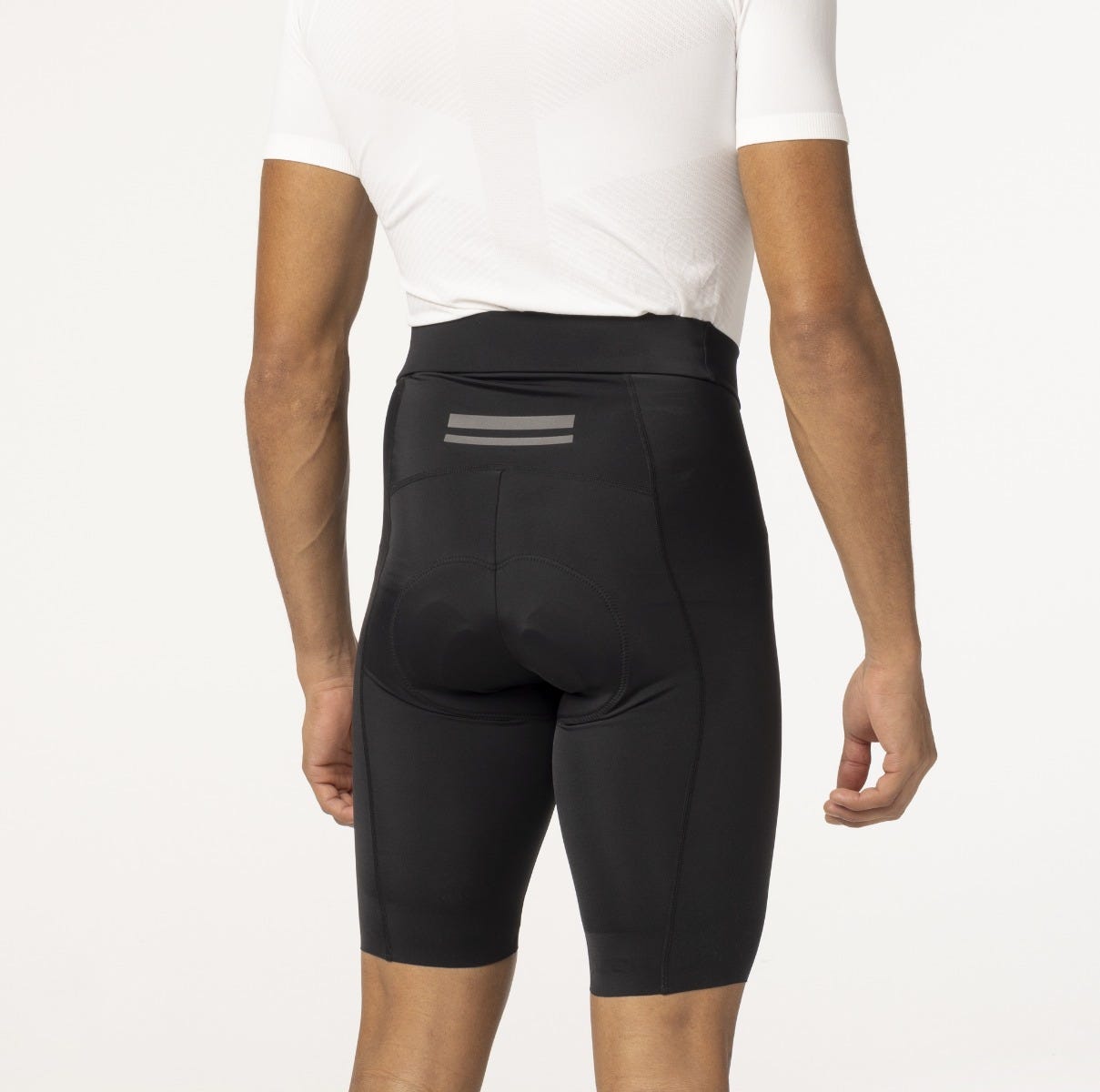 Short essential heren