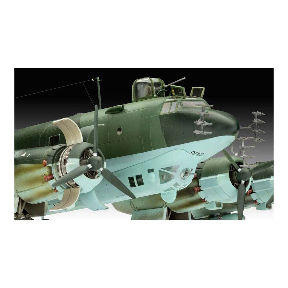 Revell Modellbausatz - Focke-Wulf FW 200 C-5 C-8 Condor 1:72 - 240-tlg.
