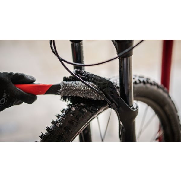 Reinigung der Cyclon-Radkomponente B-020