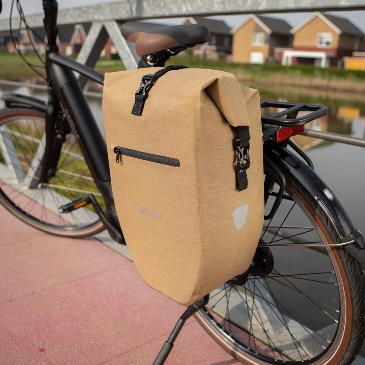 Lynx Fahrradtasche Single TPU 28L braun wasserdicht E-Bike Hayes