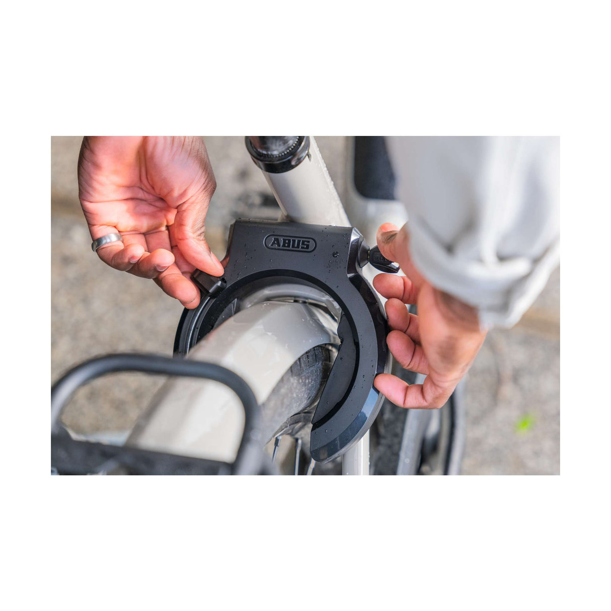 ABUS -Rahmen Ringslot 6950m R xplus. Sicherheitsstufe 9. Mit großer Radöffnung