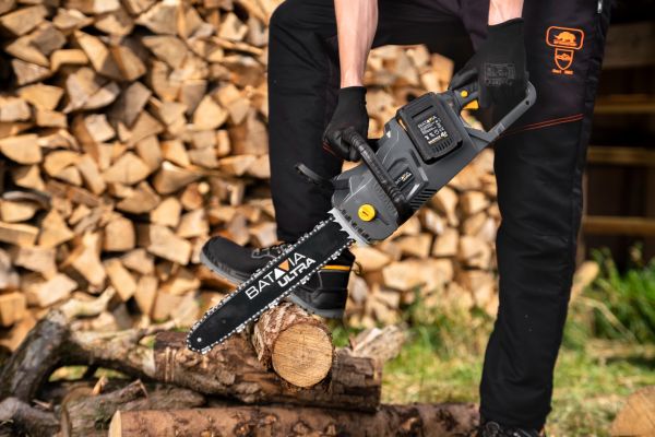 Batavia Kettensäge bürstenlos 2x18V Maxxpackbody