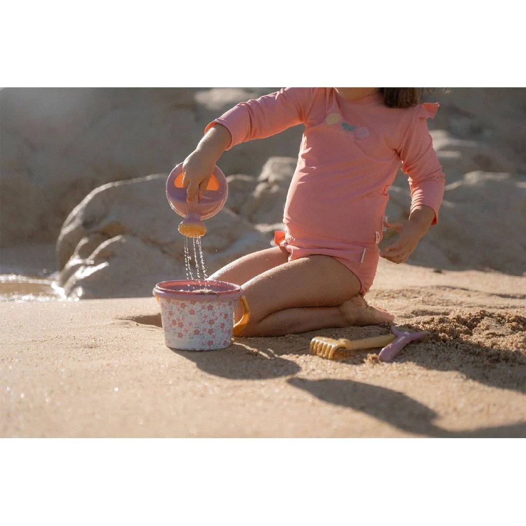 Little Dutch Strandset mit rosa Blumen, 5-teilig.