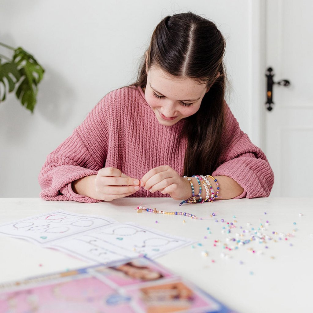 Totum funkelnde Armbänder