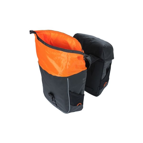 Basilikum Miles Tarpaulin - Doppelfahrradbeutel, wasserdicht, 34 l, Schwarzorange