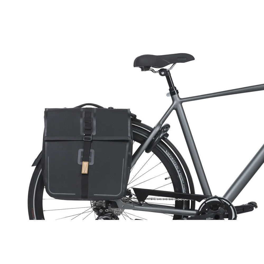 Basil Tasche Urban Dry Mik 2.0 Double Mattschwarz | 50l