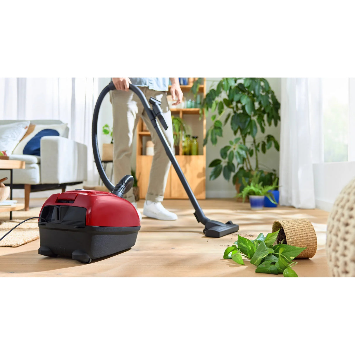 BOSCH Series 4 Vakuumreiniger mit BGB38RD2 -Beutel