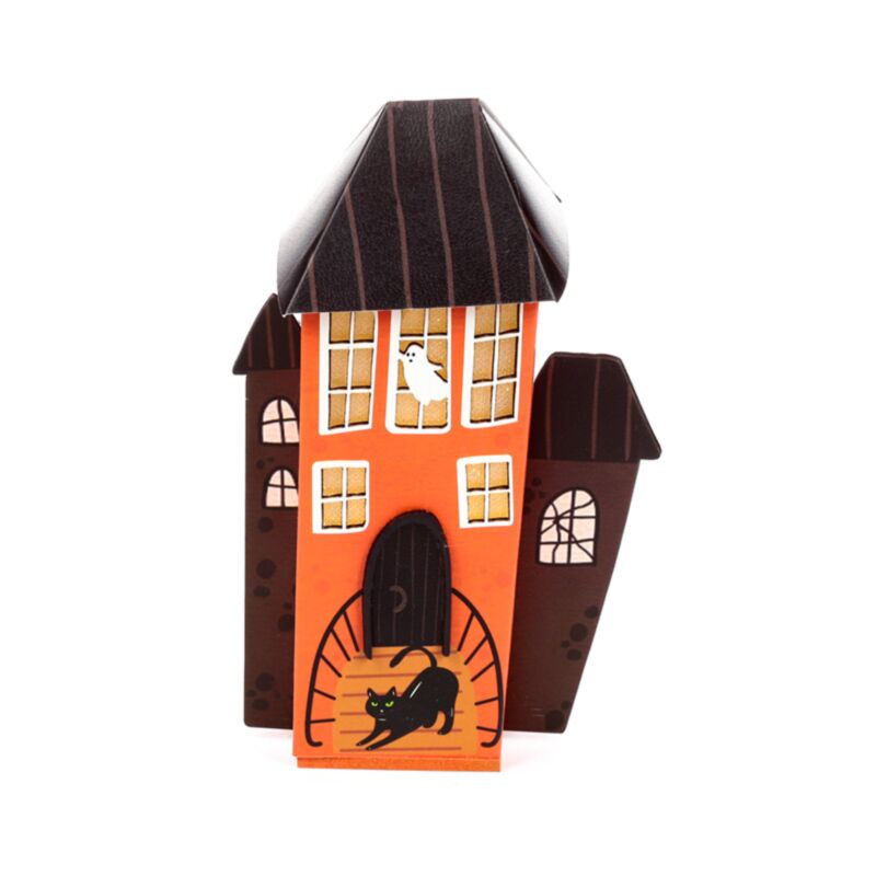 Gruselige Halloween-LED-Dekoration im Spukhaus der schwarzen Katze