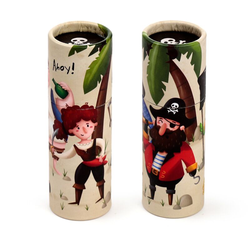Jolly Rogers Piraten-Zeichentube mit 12 Buntstiften