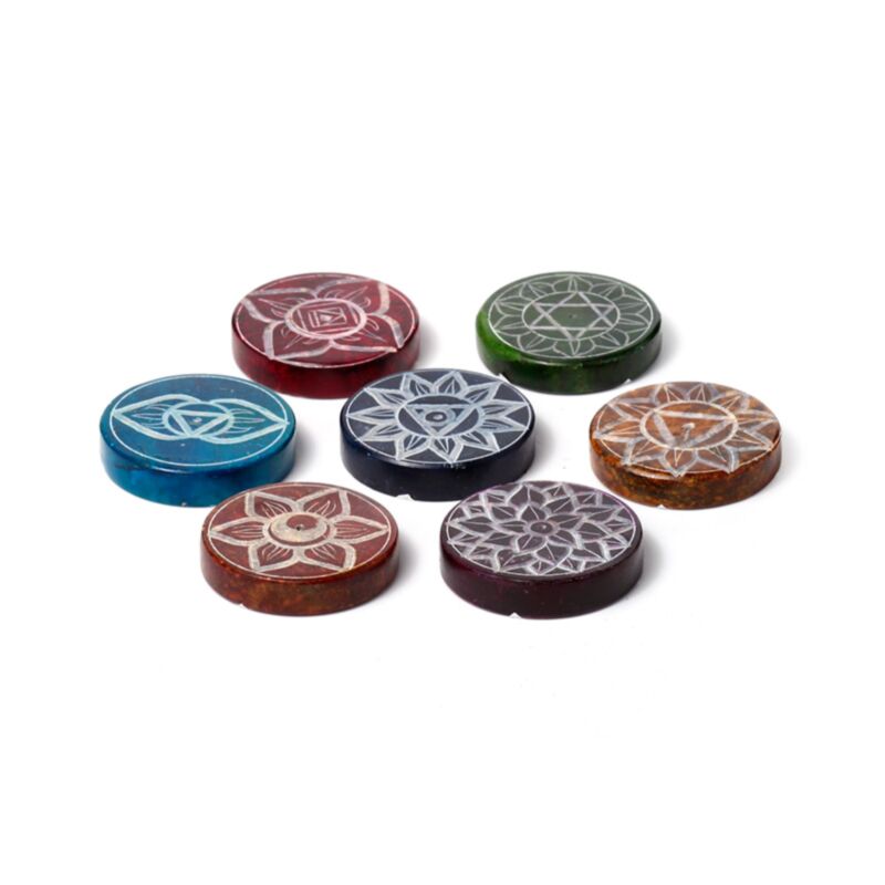 Runder Chakra-Räucherstäbchenhalter aus Speckstein