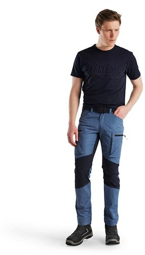 Blåkläder service werkbroek met stretch 14591845 | gevoelloos blauw donkerblauw | maat 60 - 7330509781425