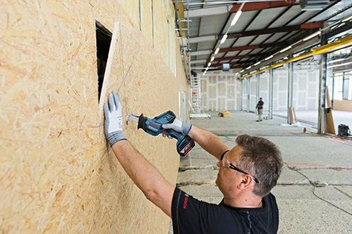 Bosch Blue GSA 18 V-Li C professionelle Akku-Säbelsäge | ohne Akkus und Ladegerät | in L-Boxx - 06016a5001