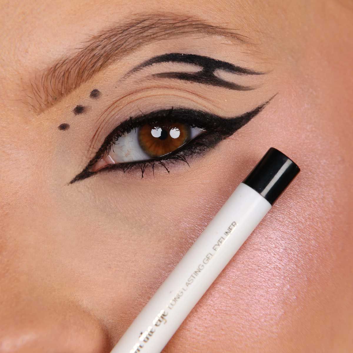 Claresa schont das Auge, langlebiger Gel-Eyeliner 01 schwarze Tulpe