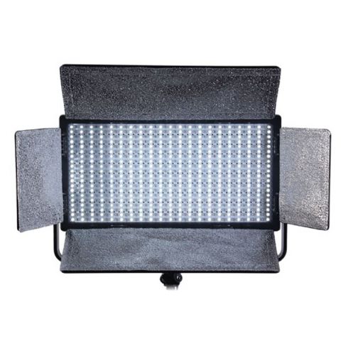 Falcon Eyes Wi-Fi Bi-Color LED LED LAMME LPW-820TD auf 230 V