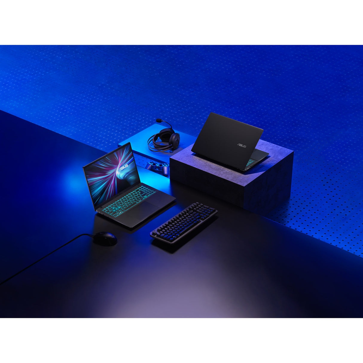 Asus v16 fx3607vh-rp011ws 16 Gaming-Laptop (schwarz | Core 5 210h | RTX 5050 | 16 GB | 512 GB SSD)