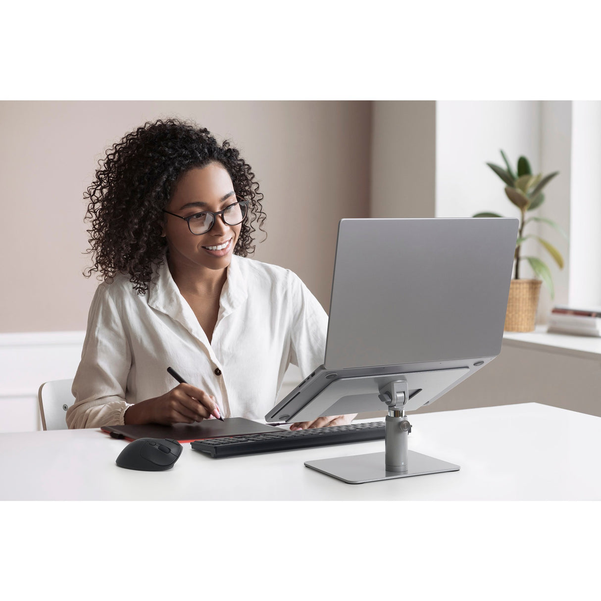 Kensington Universal-Laptopständer für Tisch (Silber)