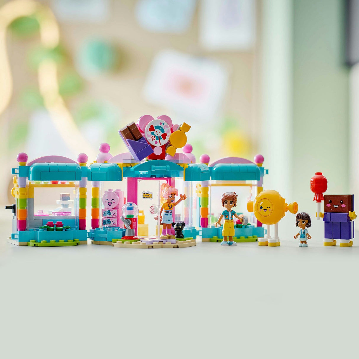 Lego Friends 42649 Süßwarenladen in Heartlake City