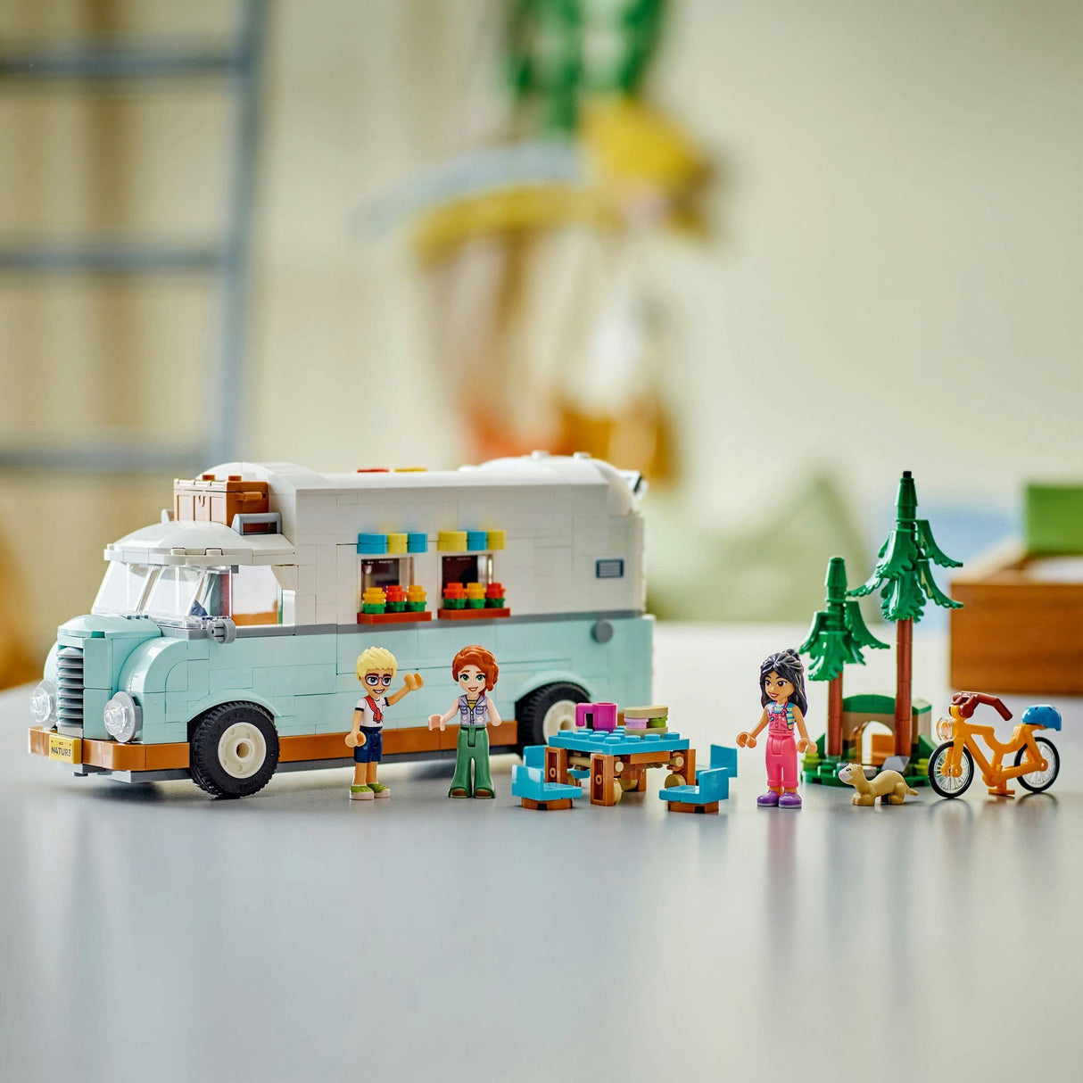 Lego Friends 42663 Wohnmobil-Abenteuer mit Freunden