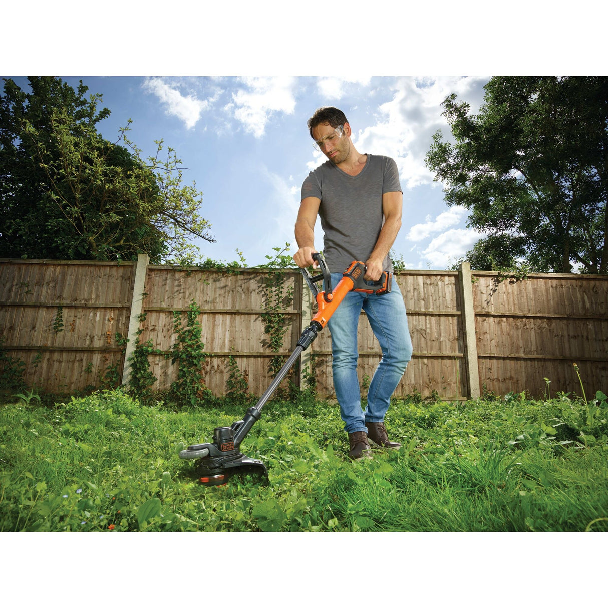 Black+decker Akku-Rasentrimmer stc1820pcb (orange schwarz, Akku nicht im Lieferumfang enthalten)