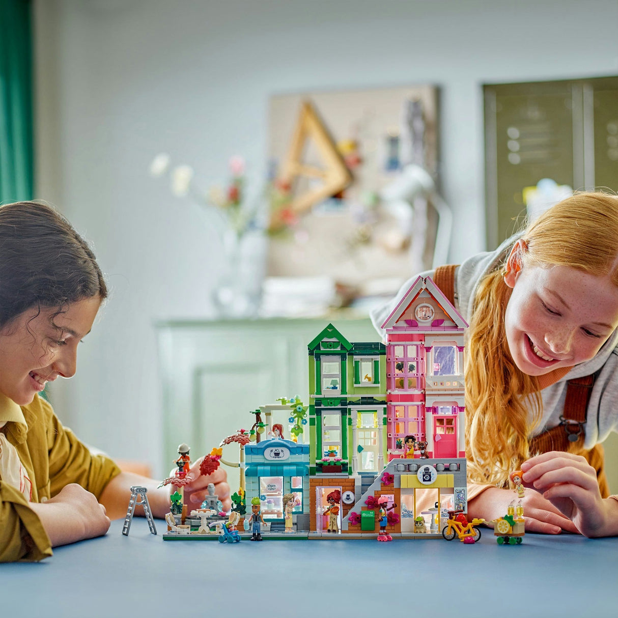 Lego Friends 42670 Wohnungen und Geschäfte in Heartlake City