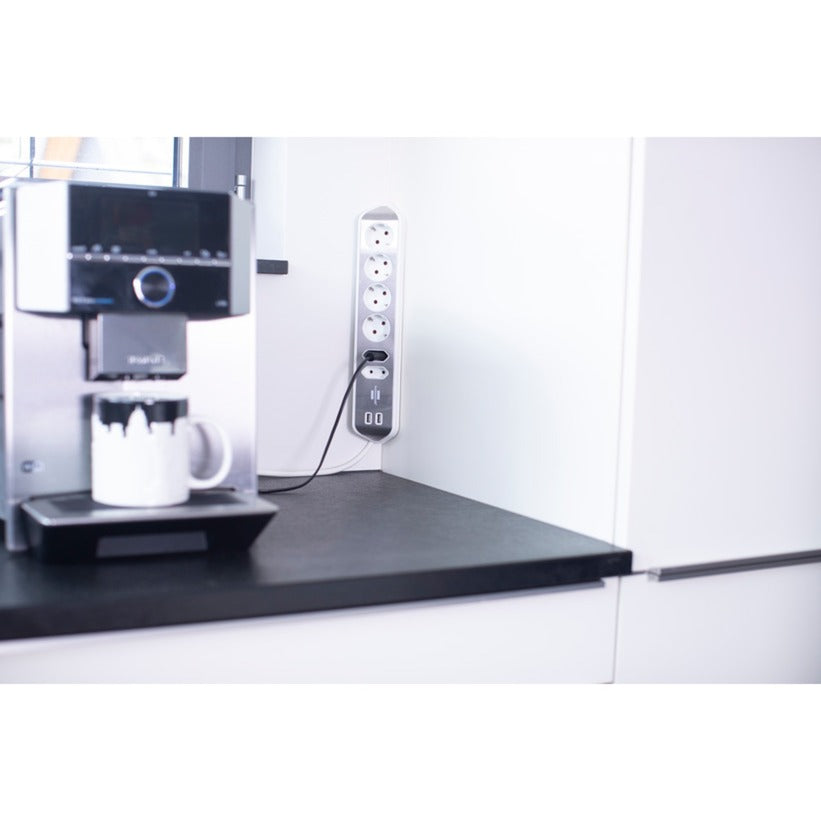 Brennenstuhl Brennenstuhl Estilo Hoekstopcontact 4-fach mit USB-Ladefunktion