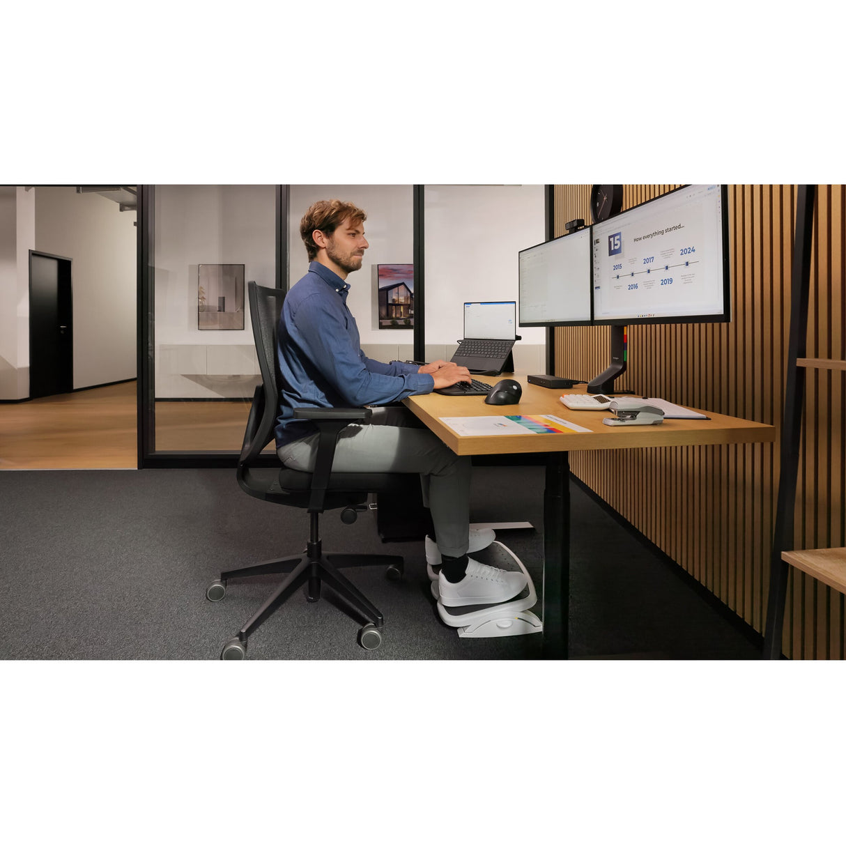Kensington Pro Fit Ergo KB675 EQ TKL wiederaufladbare Tastatur (schwarz, EU-Layout (QWERTY), Membran, 80 % (TKL), Bluetooth, 2,4 GHz)