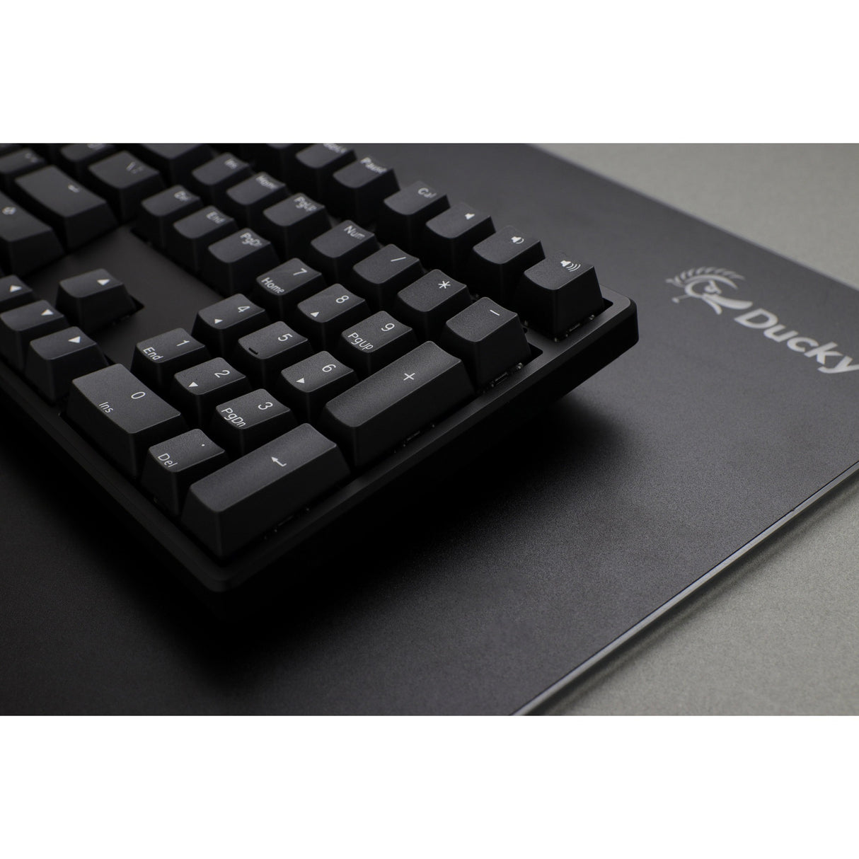 Ducky origin phantom black, toetsenbord (zwart, us lay-out, cherry mx blue, hot swap, pbt double-shot keycaps)