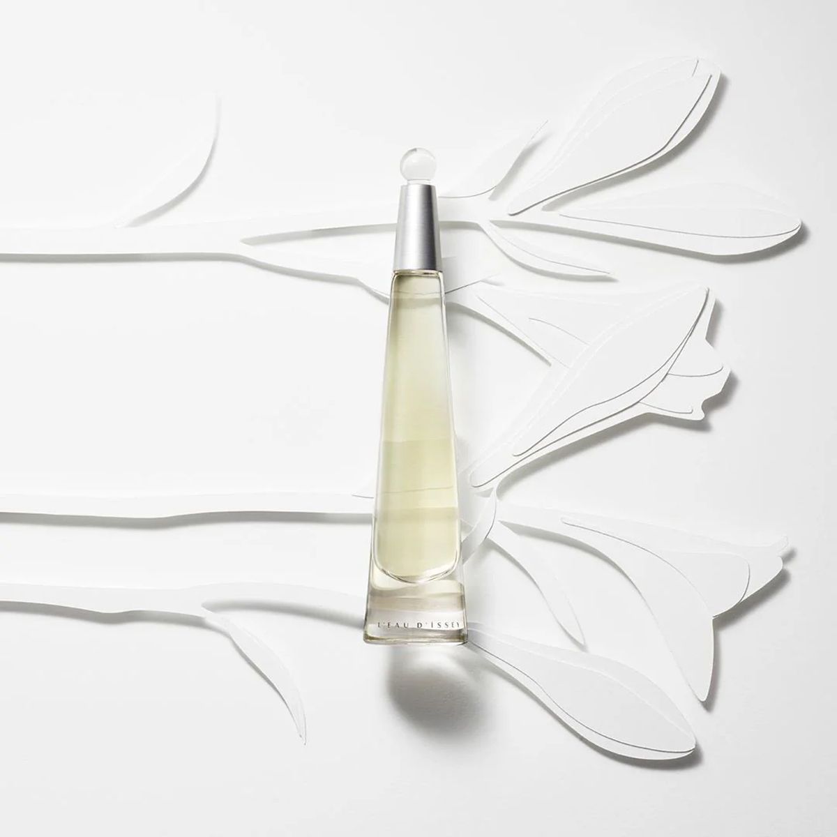 Issey Miyake Geschenkset L'eau d'issey Femme Eau de Toilette Spray 50 ml + Körperlotion 100 ml Frauen