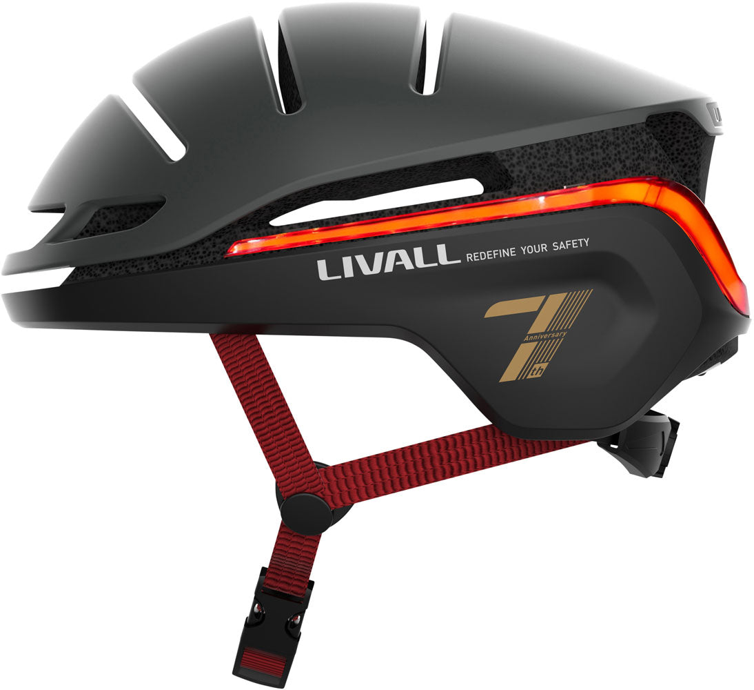 Livall evo21 - Helm mit Blinker