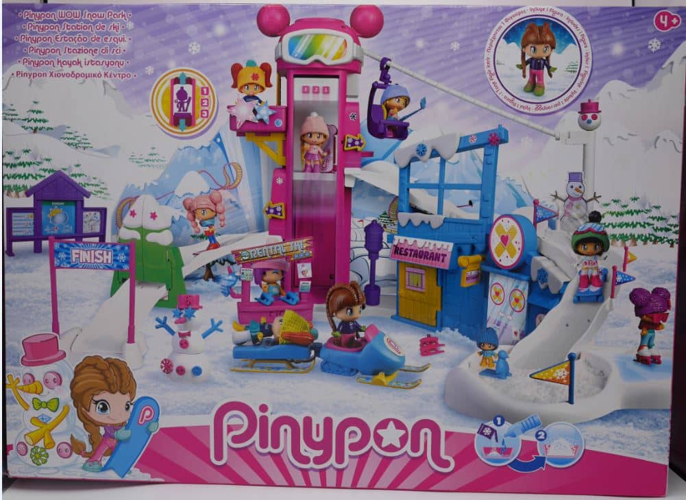 Famosa Pinypon – Snowpark mit 40 Zubehörteilen und 1 Spielfigur
