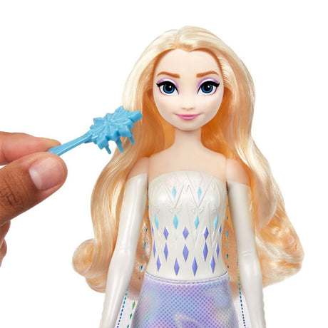 Verwandeln Sie Disney Frozen und entdecken Sie die Elsa-Puppe – eine Modepuppe