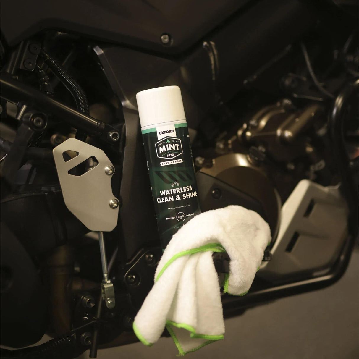 Mint Cleaner Oxford wasserlos, sauber, glänzend, Schaumwirkung. Reiniger Oxford All-in 500 ml OC209