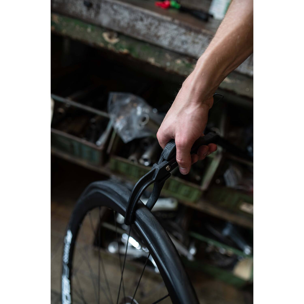 Trivio – Fahrradwerkzeuge, Reifenmontagezange