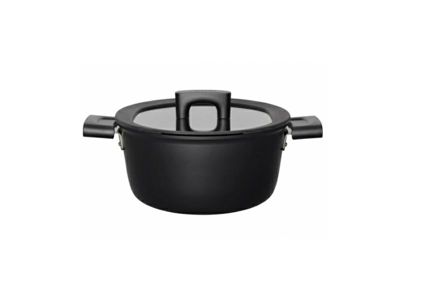 Fiskars pan met deksel 5l hard gezicht